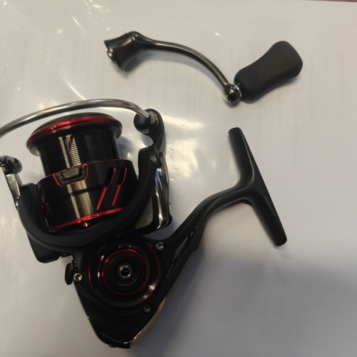 Daiwa Ballistic LT 2500 fishing reel new