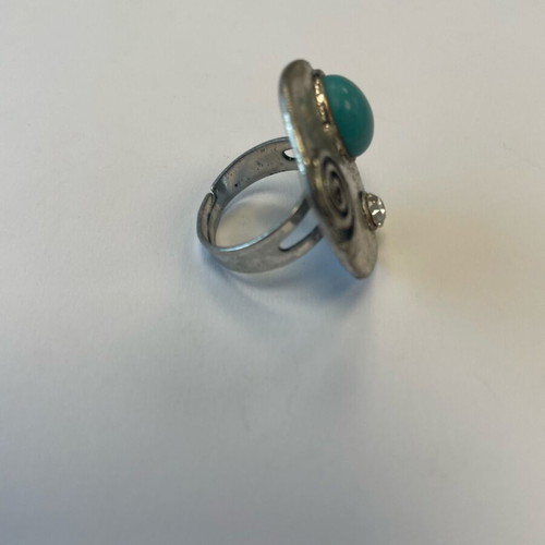 Large adjustable ring with geometric designs, rhinestones & turquoise stone like new