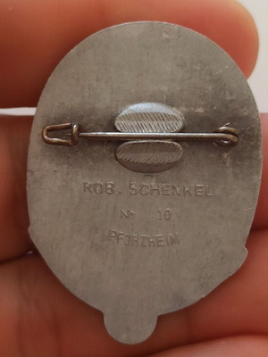 Third Reich authentic pin No3 like new