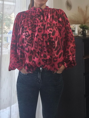 Floral shirt Elli White like new, red and pink