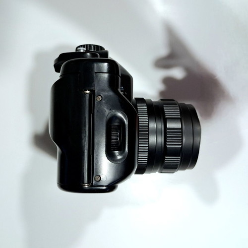 Zenit 212K camera with Helios 44K-4 58mm f2 lens like new