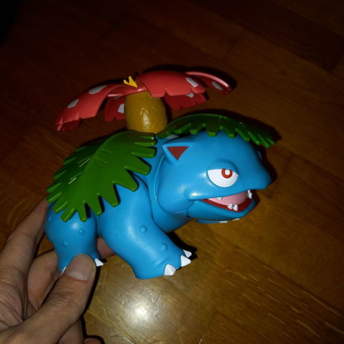 Pokemon Venusaur figure 17 cm length and 12 cm height like new