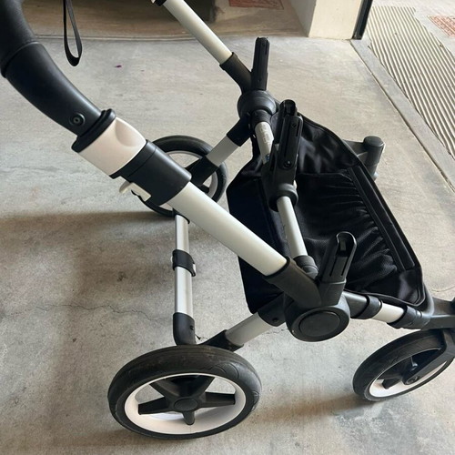 Bugaboo Donkey 3 Twin baby stroller like new, complete set