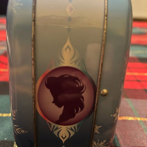 Disney Frozen collectible metal bag like new