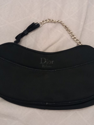 Dior toiletry bag black like new with chain handle