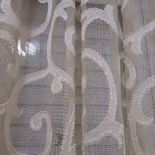 Linen and lace curtains set of 2 like new