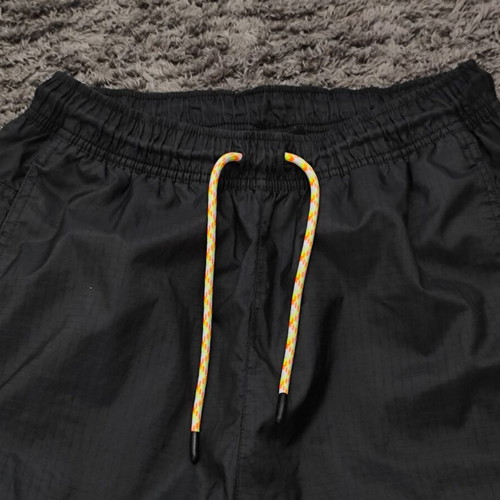 Jordan black sweatpants used, size medium, mesh lining