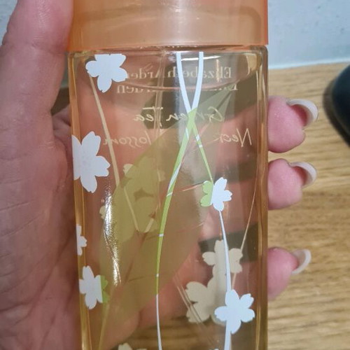 Elizabeth Arden perfume 100ml new with green tea and nectarine