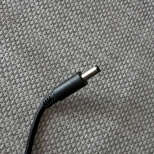 Lapton AC/DC Adapter for Laptop like new, compatible with Dell