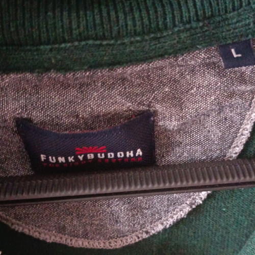 Funky Buddha sweater green size L like new