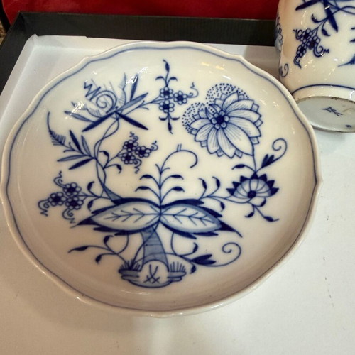 Meissen cup with plate like new
