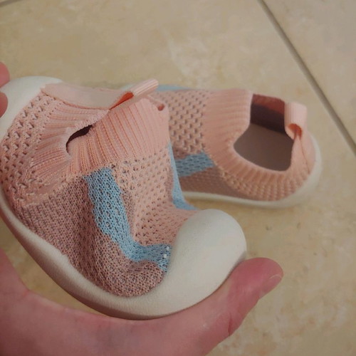 OFFER! Non-slip baby sports shoes for 7-12 months (12cm)