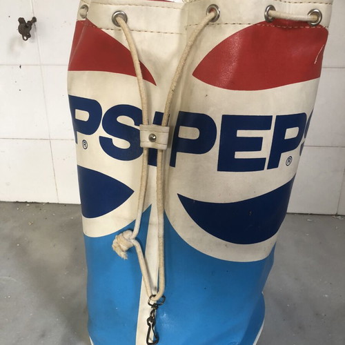 Pepsi vinyl bag 70’s used