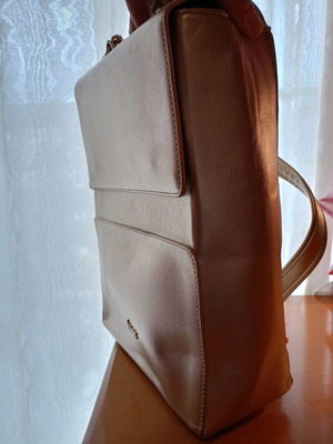 Backpack gold like new
