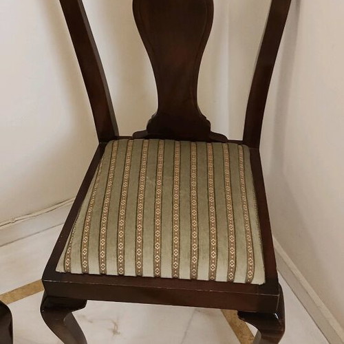 Vintage chairs handmade, like new, set of 6, walnut wood lacquered