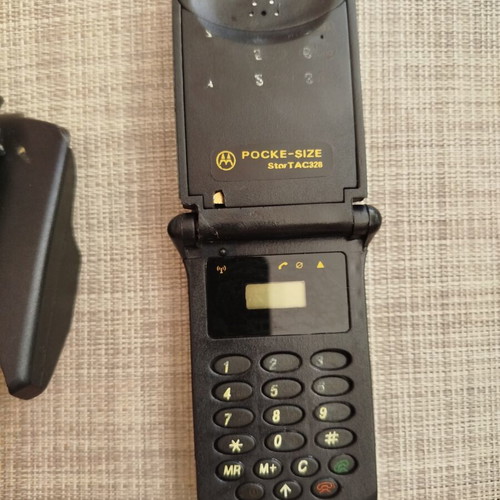 Motorola StarTAC Flip Phone Verizon Dual Band used for repair or parts