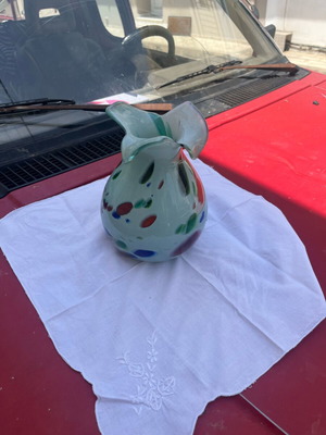 Blown glass vase like new