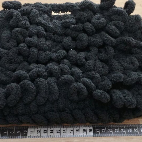 Handmade knitted puffy bag black new