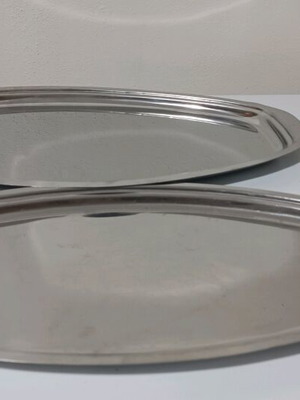 Plates like new, pack of 8 pieces
