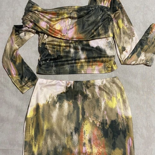 Shein Printed Set in Earth Tones like new