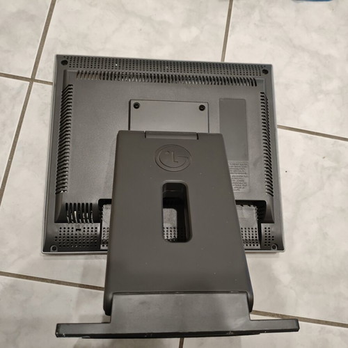 LG Flatron L1710S Monitor like new