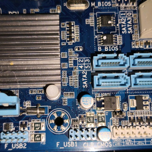 Μητρική πλακέτα LGA 1155 με Intel Core i5-2400 και RAM Corsair μεταχειρισμένη