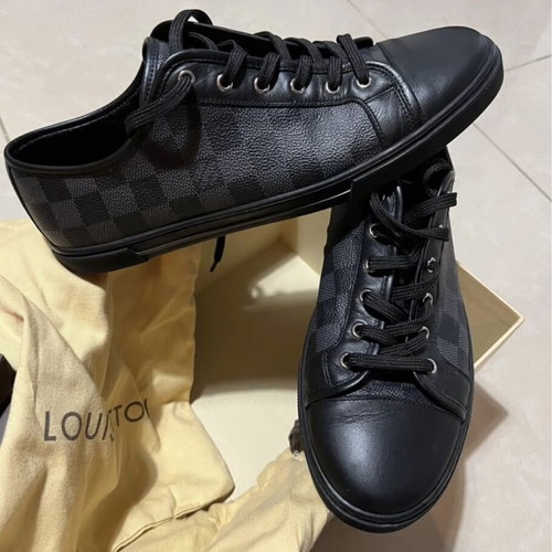 LV shoes used, size 41.5, authentic