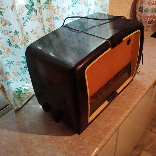 Vintage 1950s radio used, Mullard brand, made in UK