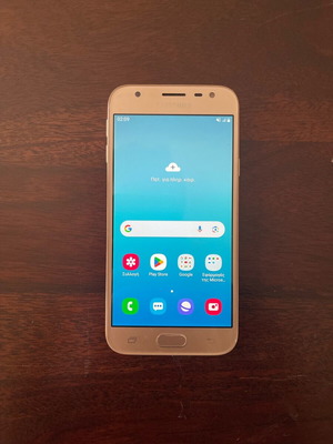 Samsung Galaxy J3 2017 SM-J330FN като нов, бежов