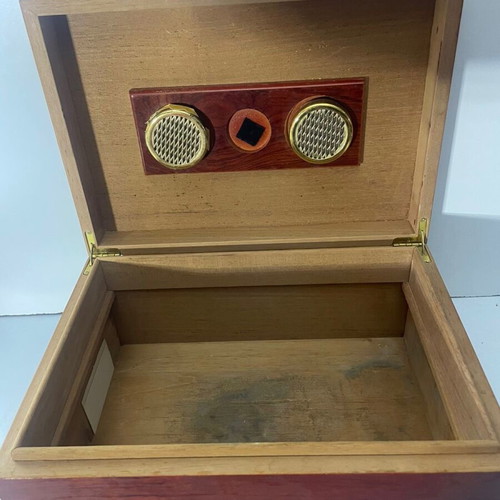 Cherry Wood Cigar Humidor like new with free car gift