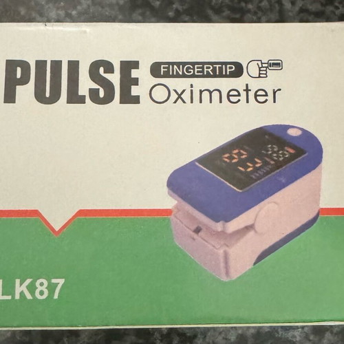 Digital oximeter new with led display and lanyard