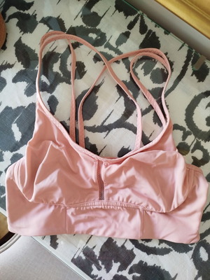 Oysho sports bra medium, like new, light pink