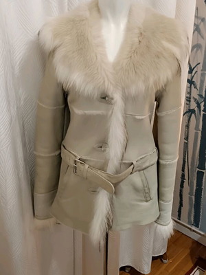 Leather coat like new, genuine leather and fur, size S beige