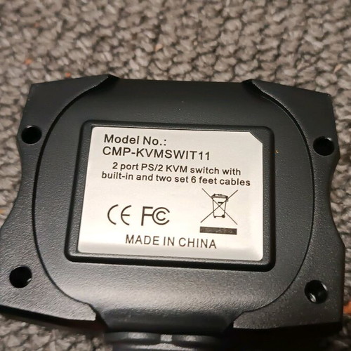 Konig CMP-KVMSWIT11 double VGA cable like new