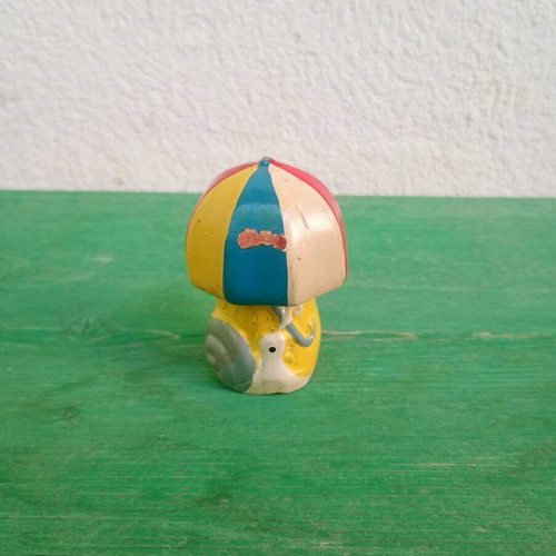 Vintage wooden pencil sharpener used 70s - 80s with slight discoloration
