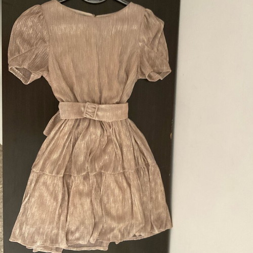 Toi & Moi dress medium gold like new