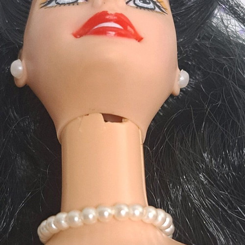 Barbie as Snow White 2001 used with flaws