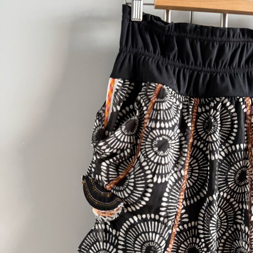 Save the Queen! skirt like new, multicolored, size M