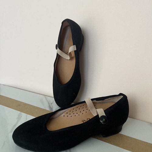 Ballerina shoes for girls size 19 like new, with small heel