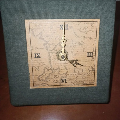 Decorative tabletop clock new
