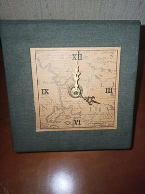 Decorative tabletop clock new