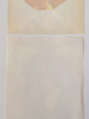 Folder with ten letter sets new