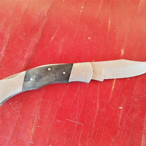 Crivit wooden folding knife used with safety lock