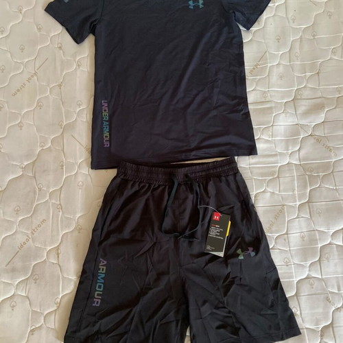 Under Armour sporty men's set with t-shirt and shorts