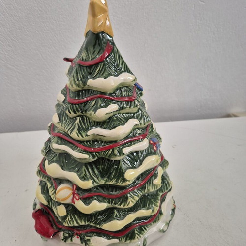 Christmas decorative tree porcelain ceramic with embossed details and red bird