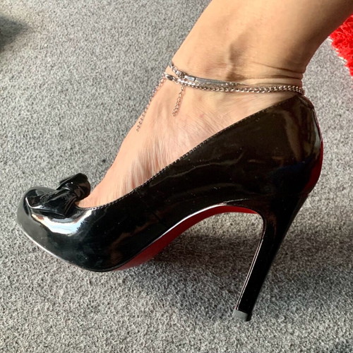 Roberto Venuti Milano patent leather pumps like new with red sole