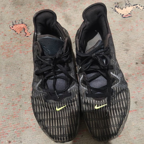 Nike αθλητικά παπούτσια μεταχειρισμένα, νούμερο 47, μαύρα