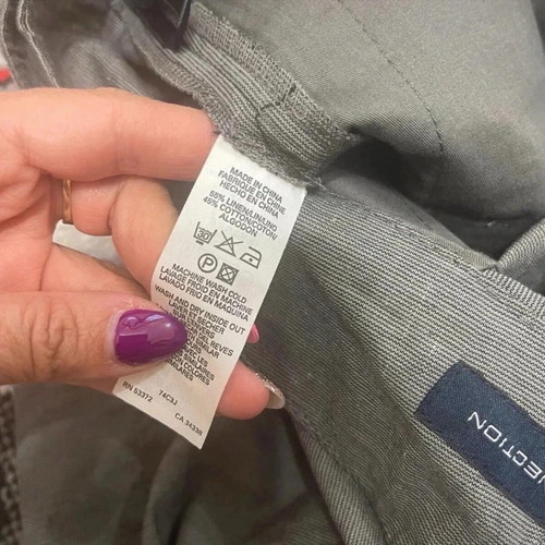 French Connection women's cropped pants gray new, size 8