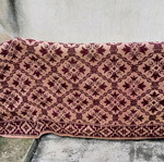 Gianniotiko woven rug used 2.5 x 3.5 meters
