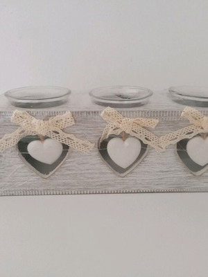 Decorative candles with three holders for tealights new